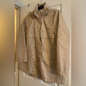 Jones New York Signature Women’s Tan Hooded Rain Jacket